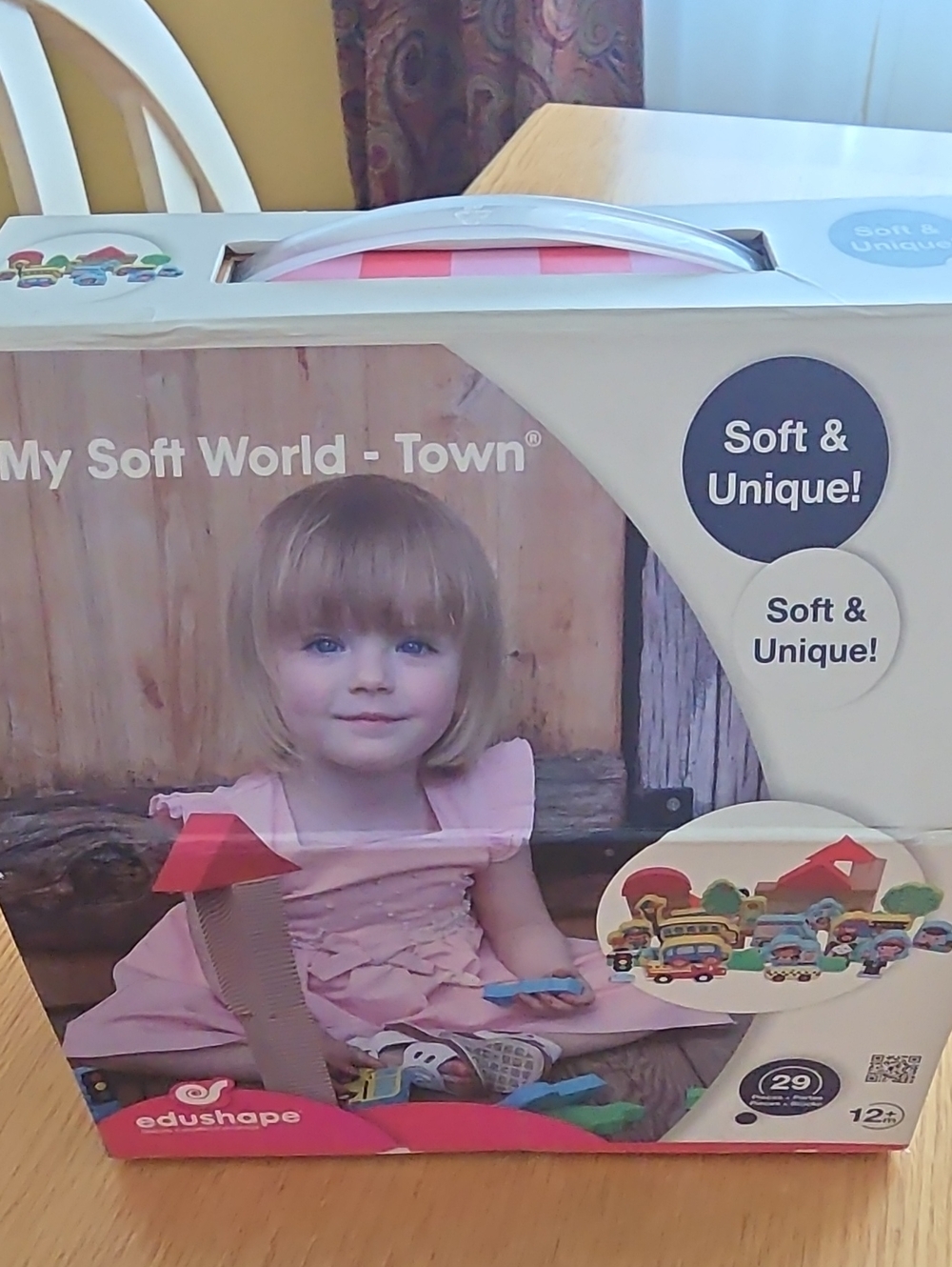 Edushape My Soft World - Town Plush Playset in Pink
